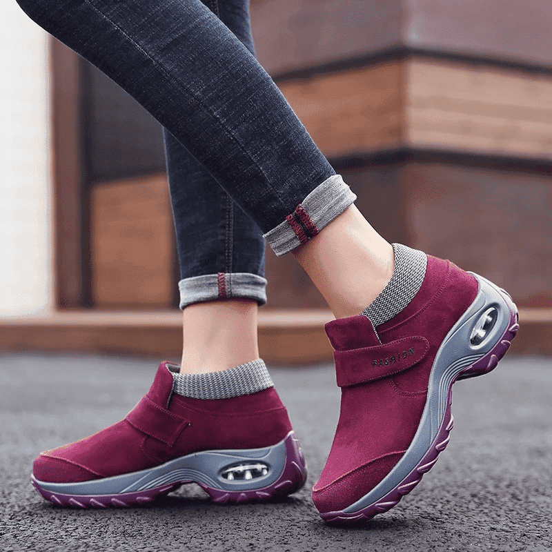 Evelyn - Winter Snow Boots for Women Comfortable Arch Support Orthopedic Outdoor Anti-Slip Ankle Boots Suede Warm Fur Lined Booties Sneakers Shoes