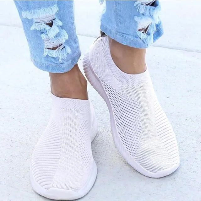 Women Toe Box Breathable Laceless Comfortable Sporty Slip on Sneaker Shoes