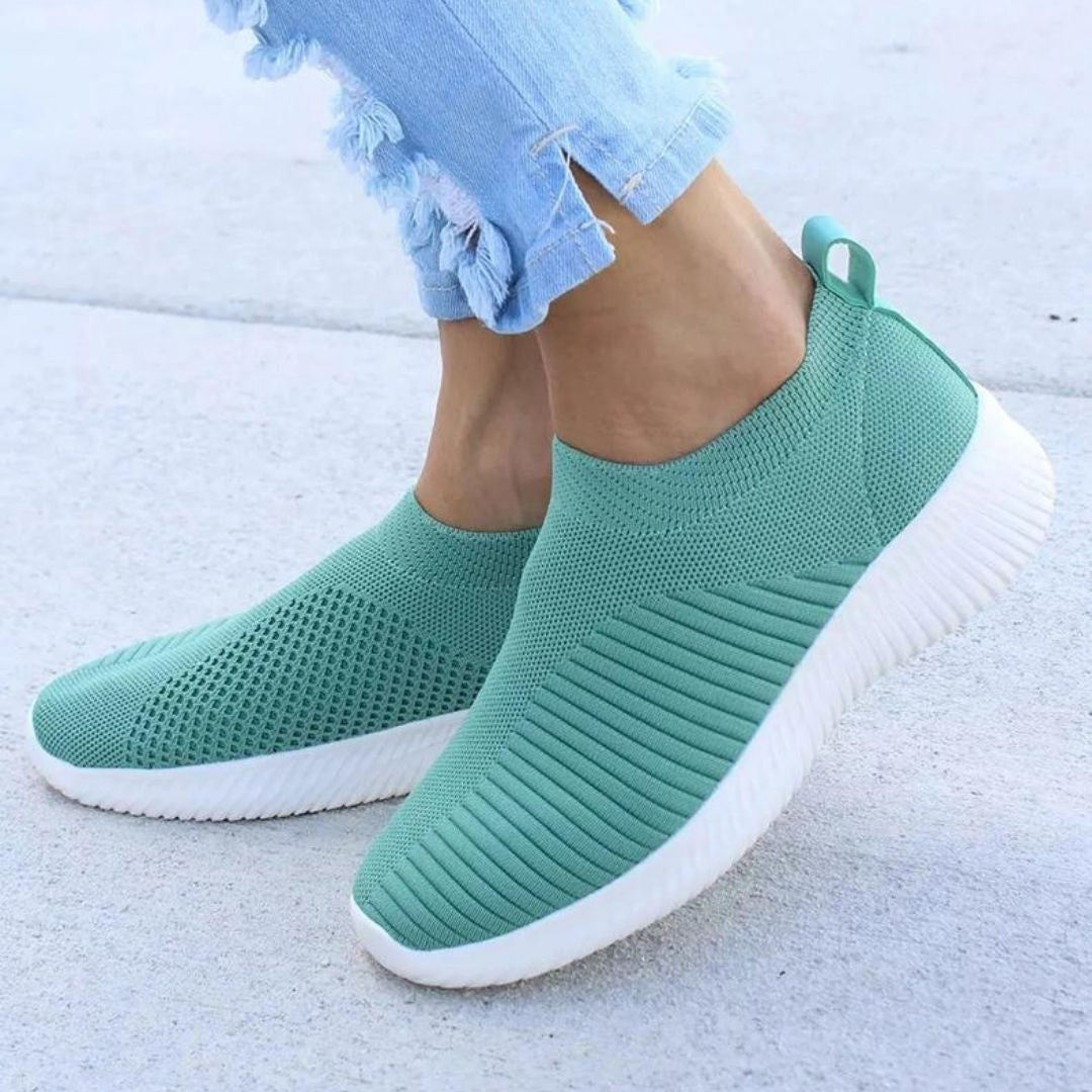 Women Toe Box Breathable Laceless Comfortable Sporty Slip on Sneaker Shoes