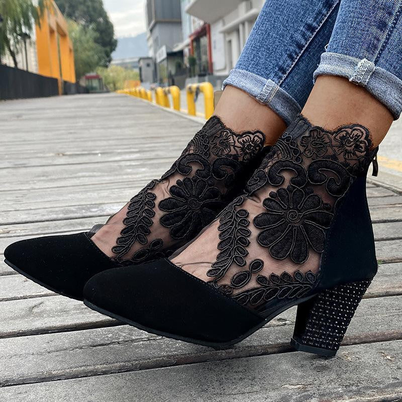 Large size high heel lace zipper women's shoes