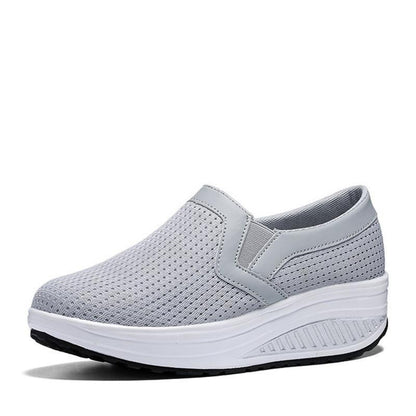 Mesh breathable spring and summer casual slip on rocking shoes