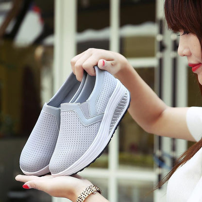 Mesh breathable spring and summer casual slip on rocking shoes