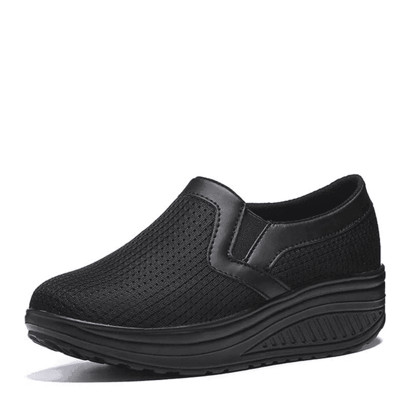 Mesh breathable spring and summer casual slip on rocking shoes