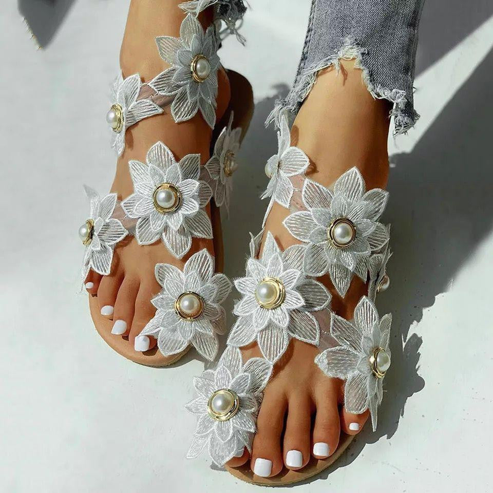 Toe Ring Flower Design Flat Sandals