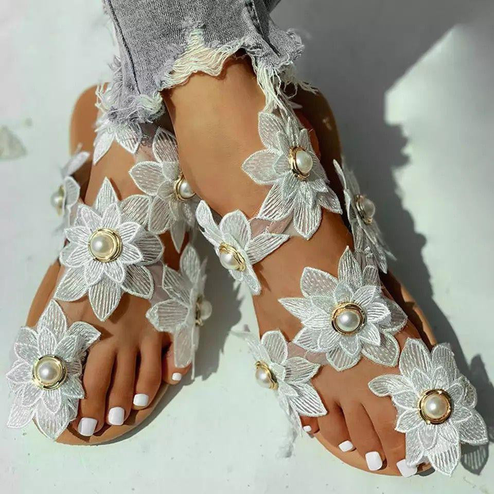 Toe Ring Flower Design Flat Sandals